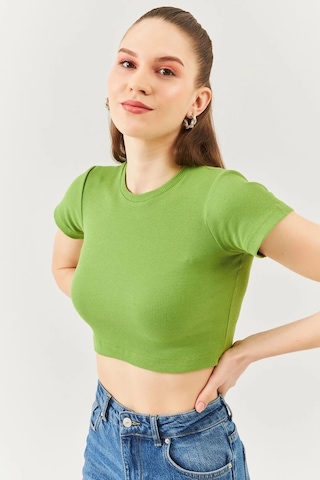 Kadın Kısa Kol Bisiklet Yaka Vücuda Oturan %100 Pamuklu Kaşkorse Esnek Crop Bluz Çimen Yeşili