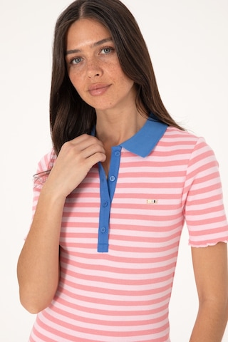 U.S. Polo Assn. Kadın Pembe Çizgili Polo Yaka Tişört 50306031-VR041