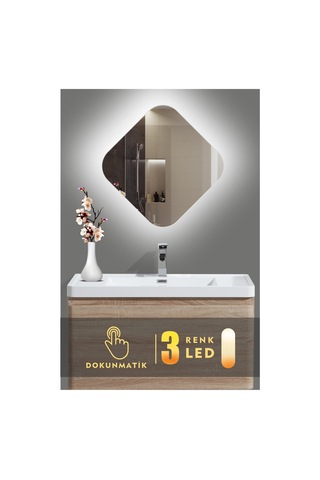 Led Işıklı Asimetrik Banyo Ve Konsol Aynası Beyaz Led Işıklı Asimetrik Banyo Ve Konsol Aynası Beyaz