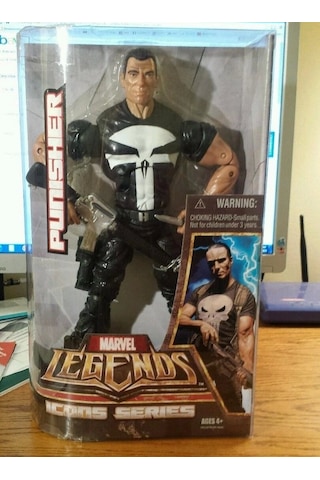 Marvel Legends Icons Series Punisher Deluxe Action Figure - 30 Cm