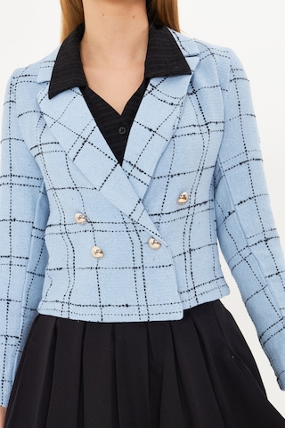 Armonika Kadın Mavi-siyah Kruvaze Yaka Tüvit Crop Ceket Arm-24k001014