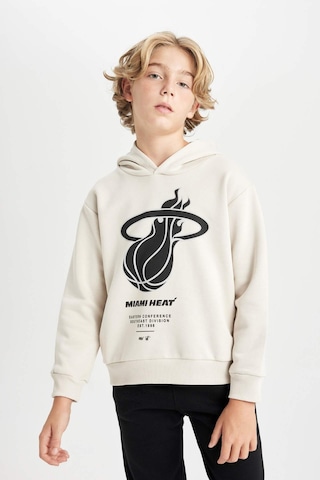 Defacto Erkek Çocuk NBA Miami Heat Kapüşonlu Kalın Sweatshirt D3143A824AUER37