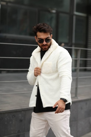 Sr Tekstil Pelüş Ceket Unisex Normal Kalıp Cep Detaylı Beyaz