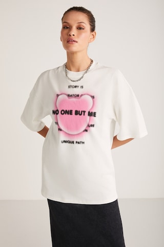 Ethıquet Bug Kadın %100 Organik Pamuklu Baskı Detaylı Oversize Fit Bol Kesim Kısa Kollu Ekru T-shirt