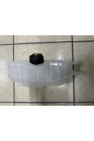 Nissan Note Radyatör Yedek Su Deposu 2006-2010 / 21710-ax600