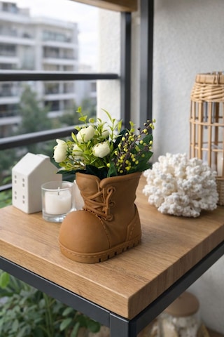 Bot Tasarımlı Dekoratif Saksı Masa Üstü Saksı Ev Balkon Dekorasyonu Hediye Alternatifi