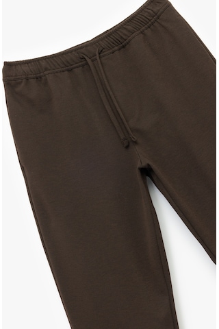 Koton Straight Fit Pike Kumaş Cep Detaylı Rahat Kesim Beli Bağcıklı Pantolon Kahverengi 7wam40003hk Kahve