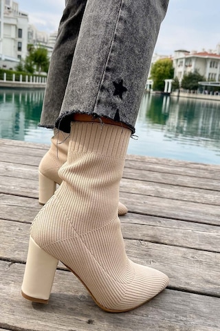 Günlük Kadın Streç Triko Kalın Yüksek Topuklu Bot Bootie Çorap Şeritli Sivri Burun Ayakkabı 167 Bej