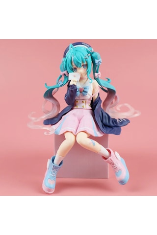 Conventions1 Yeni Hatsune Miku Anime Figürü Pembe Sakura Oturma