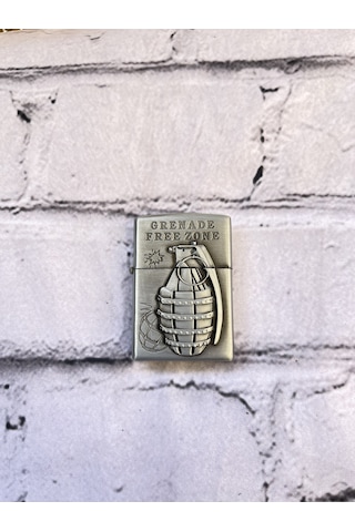 El Bombası Motifli Zippo Model Benzinli Çakmak