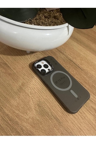 15 Pro Magsafe Destekli Kenar Korumalı Slikon Kılıf Koyu Gri