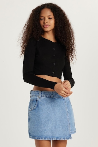 Tudors Kadın Slim Fit Dar Kesim Uzun Kollu Bisiklet Yaka Siyah Hırka-34091 Siyah