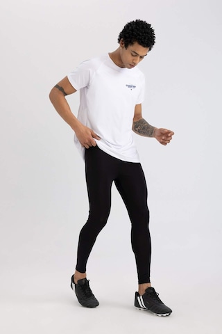 DeFactoFit Slim Fit Dar Kesim Sporcu Tayt B5027AX24SPBK81 Siyah