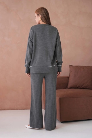 Kadın Bisiklet Yak Adüşük Kol Kazak Fitilli Pantolon İkili Triko Takım Antrasit