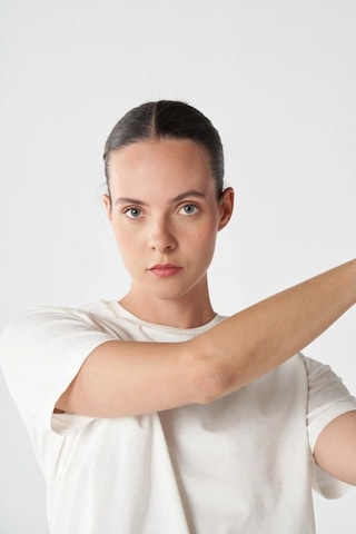 Hummel T-ıc Icona Boxy Unity Kadın Beyaz Yuvarlak Yaka Tişört 911867-9003