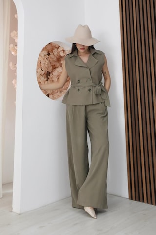 Famoda Haki Beli Ve Omuzu Bağcıklı Peplum Bluz & Palazzo Pantolon İkili Takım