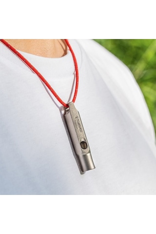 Dancemonkey Titanyum Kamp Düdüğü - Acil Durum & Outdoor Kullanım İçin Çok Renkli Çok Renkli