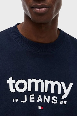 Tommy Jeans Pamuklu Regular Fit Bisiklet Yaka Sweat Erkek Sweat Dm0dm23392 C1g Lacivert