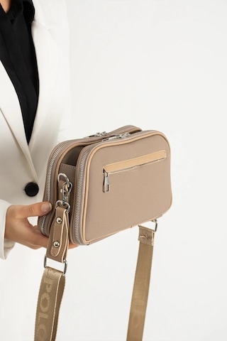 Just Polo Kadın Yeni Sezon Orta Boy Lakos Kumaş 5 Bölmeli Postacı Omuz Çantası Ebat 28 X 18 Cm Vizon Yeni 25154524