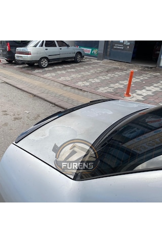 Skoda Octavia Piano Black Bagaj Üstü Yarasa Spoiler Bagaj Çıtası