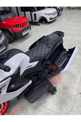 Poyraz Akülü Motor 12 Volt 2-8 Yaş Beyaz