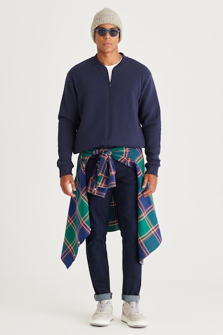 AC&Co / Altınyıldız Classics Erkek Lacı Standart Fit Normal Kesim İçi Polarlı Kolej Yaka Pamuklu Sweatshirt Lacivert