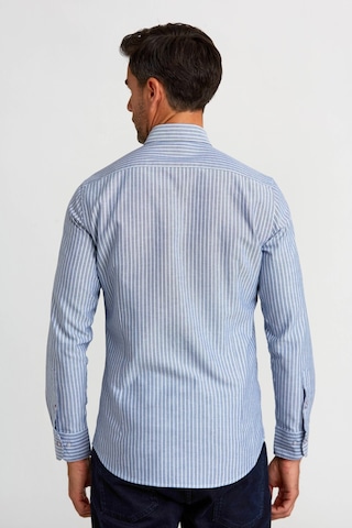 Bisse Bisse Spor Gömlek Modern Fit U. Kol Paşa Yaka Düğmeli Oxford Çizgili Spor Lacivert Gmczg1622300205 D39 Lacivert