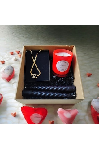 Denic Hediye Seti Kokulu Kırmızı Bardak Mum Halka Kolye Burgulu Mum