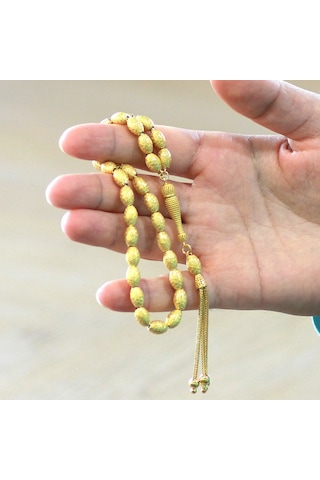 Üçlü Kamçı Püsküllü Greek Tasarım Arpa Kesim Gold Renk 925 Ayar Gümüş Tesbih Sarı