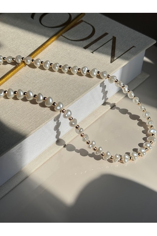 Altın Top Detaylı Beyaz İnci Kolye Choker Model Altın