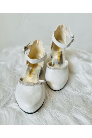 Gala Taş Detaylı Çocuk Topuklu Ayk. Krem