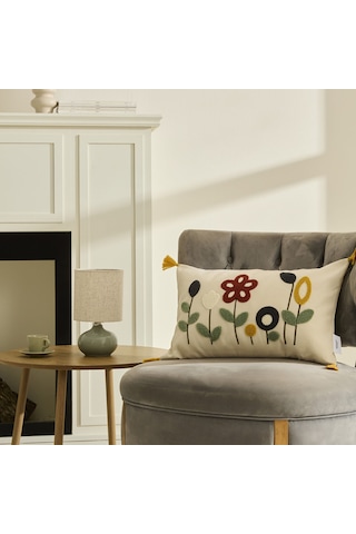 Karaca Home Bloom Püsküllü Dolgulu Kırlent 35x42 Cm Bej