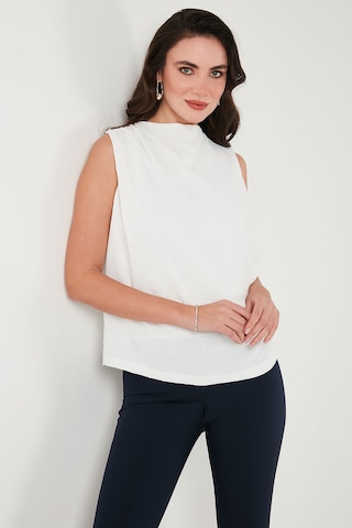 Lela Slim Fit Dik Yaka Omuz Büzgülü Bayan Bluz 6527836 Beyaz