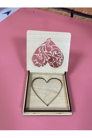 Ahşap Lazer Kesim Kalp Desenli Yüzük Kutusu Çok Renkli