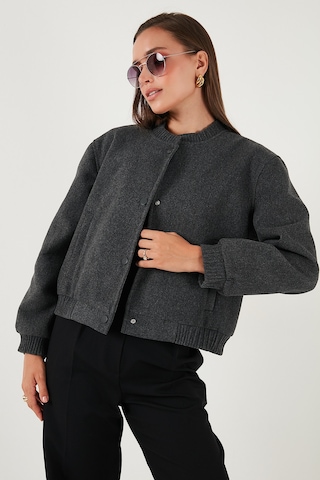 Lela Loose Fit Sıfır Yaka Çıtçıtlı Kaşe Kısa Bayan Mont 6810178 Antrasit