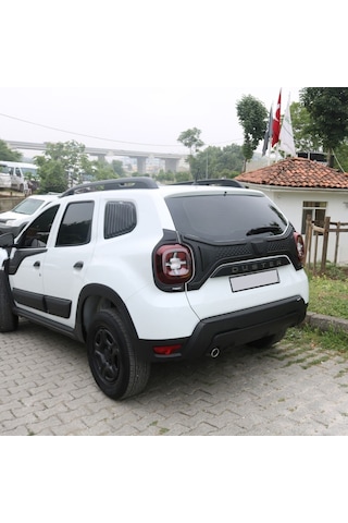 Dacia Duster 2018- Bagaj Kapağı Kabartma 3 Prç