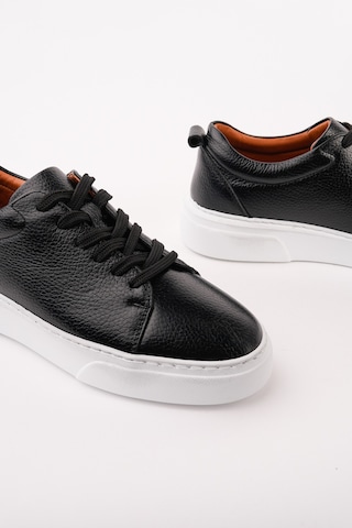 Muggo Leons Hakiki Deri Erkek Kalın Taban Bağcıklı Günlük Casual Sneaker Siyah - Beyaz