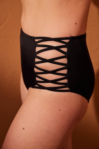 Penti Basic High Fashion Bikini Altı Siyah