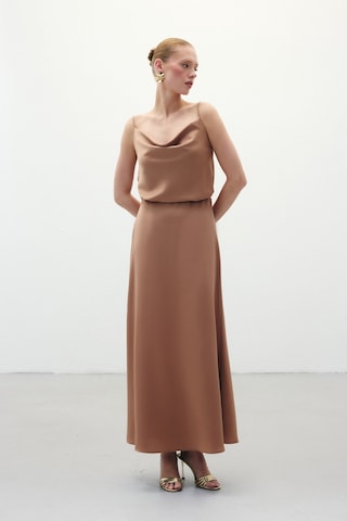 Sateen Uzun Saten Etek - Camel