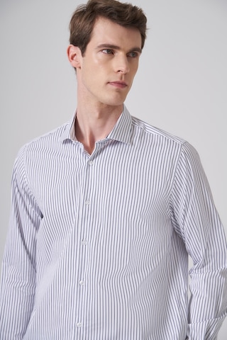 Morven Erkek Koyu Lacivert Pamuk Trend Dynamic Fit İtalyan Yaka Gömlek 26mc004060201 Koyu Lacivert