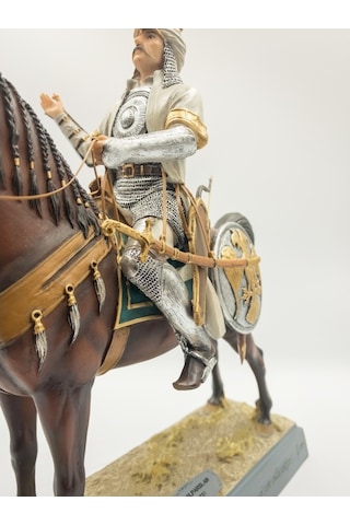 El İşçiliği Boyama Sultan Alparslan Heykel Biblo Dekor