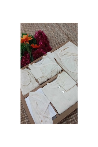 Caramell Barbosa 10'lu Hastane Çıkışı Kız Bebek Şık Model Bej
