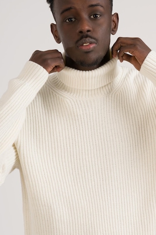 Regular Kesim Kalın Örgülü Yünlü Tam Balıkçı Triko Kazak Krem