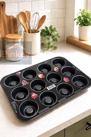 12 Bölmeli Yapışmaz Teflon Kaplama Çelik Muffin Kek Kalıbı Siyah