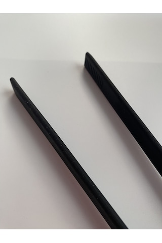 Sert Uçlu Isıya Dayanıklı Silikon 28 Cm Maşa Siyah