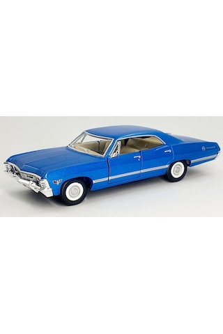 Kinsmart 1967 Chevrolet İmpala 1:34 Diecast Model Araba