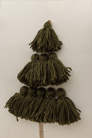 Charm Özel Püskül Dikiş Çam Ağacı Motifli Krem Kırlent 45x45 3525 Krem