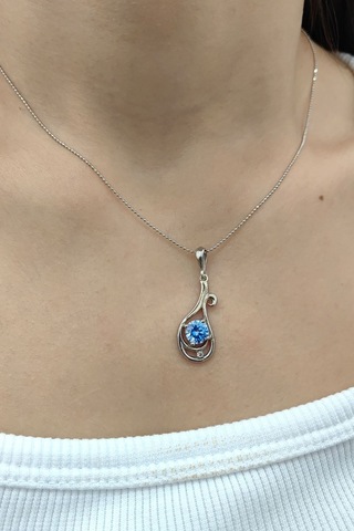 Chavin Topaz ve Zirkon Taşlı Lale Figürlü Gümüş Kolye Eu90