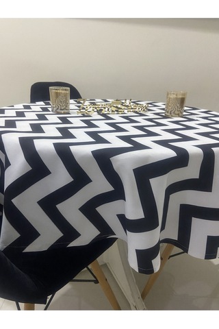 Sıvıya Dayanıklı Yuvarlak Dertsiz Masa Örtüsü Zigzag