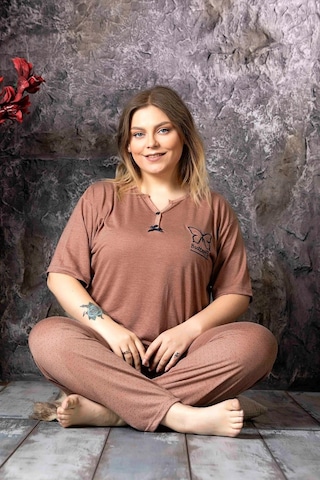 Sude Kadın Bambu Büyük Beden Düğme Yaka İnce Kısa Kol Pijama Takımı P300/146 - 1 Adet 001